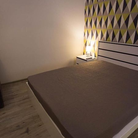 Modern Apartments In The Centre - Kuznechna Str. 26/4 Kharkov Ngoại thất bức ảnh
