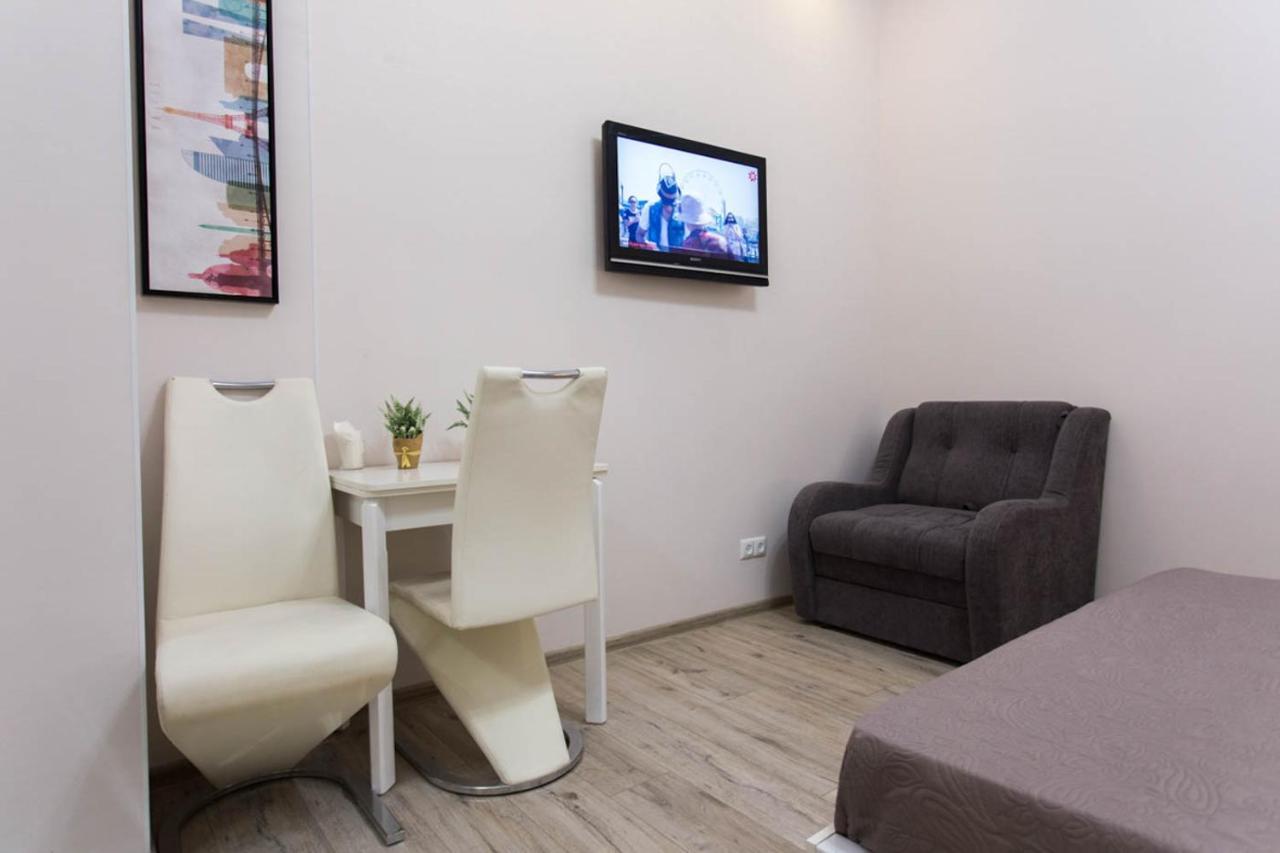 Modern Apartments In The Centre - Kuznechna Str. 26/4 Kharkov Ngoại thất bức ảnh