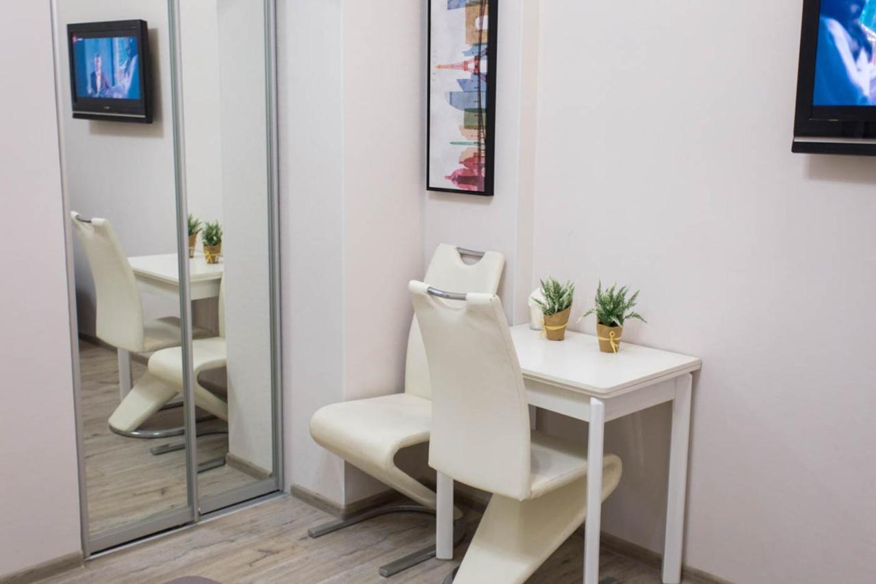 Modern Apartments In The Centre - Kuznechna Str. 26/4 Kharkov Ngoại thất bức ảnh