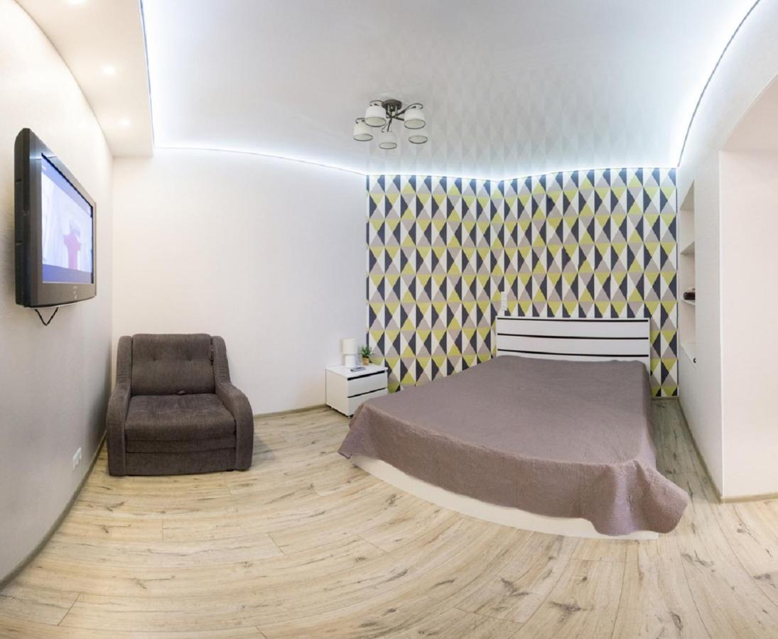 Modern Apartments In The Centre - Kuznechna Str. 26/4 Kharkov Ngoại thất bức ảnh