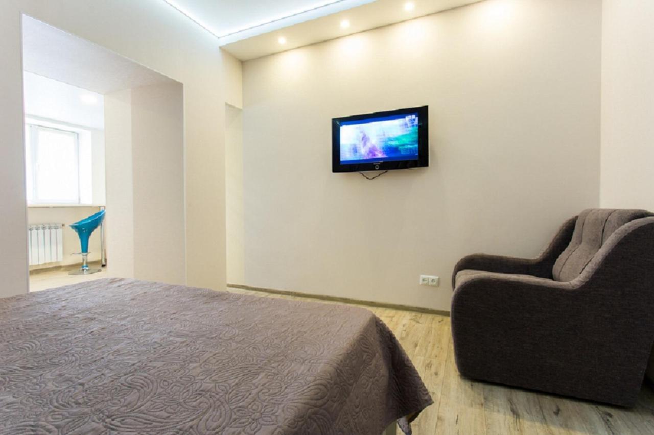 Modern Apartments In The Centre - Kuznechna Str. 26/4 Kharkov Ngoại thất bức ảnh